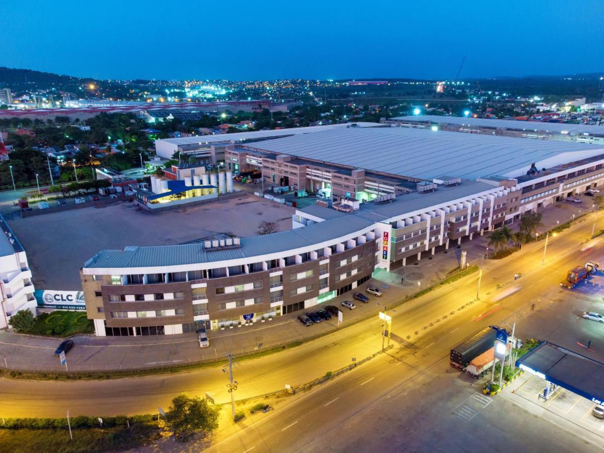 Pop Art Clc Puerto Mamonal Hotel Cartagena