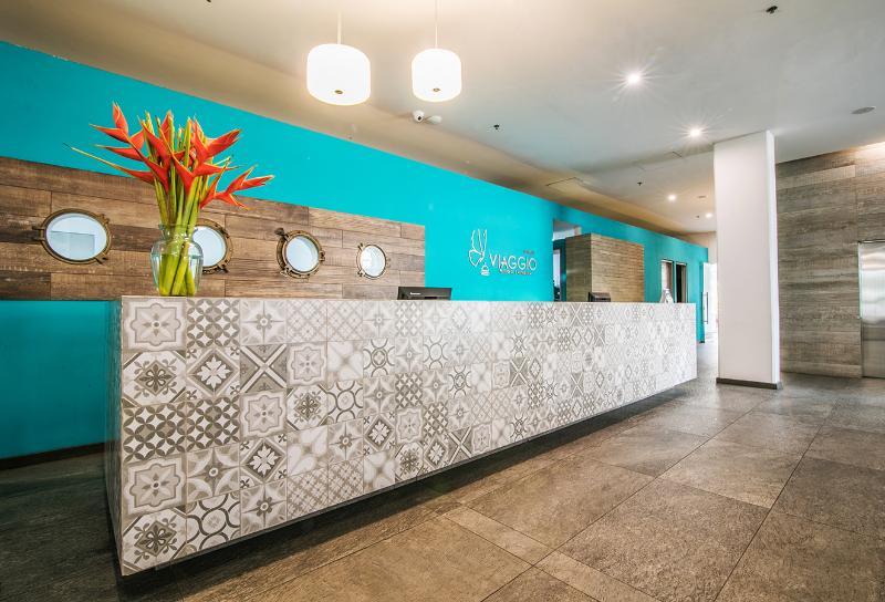 Pop Art Clc Puerto Mamonal Hotel