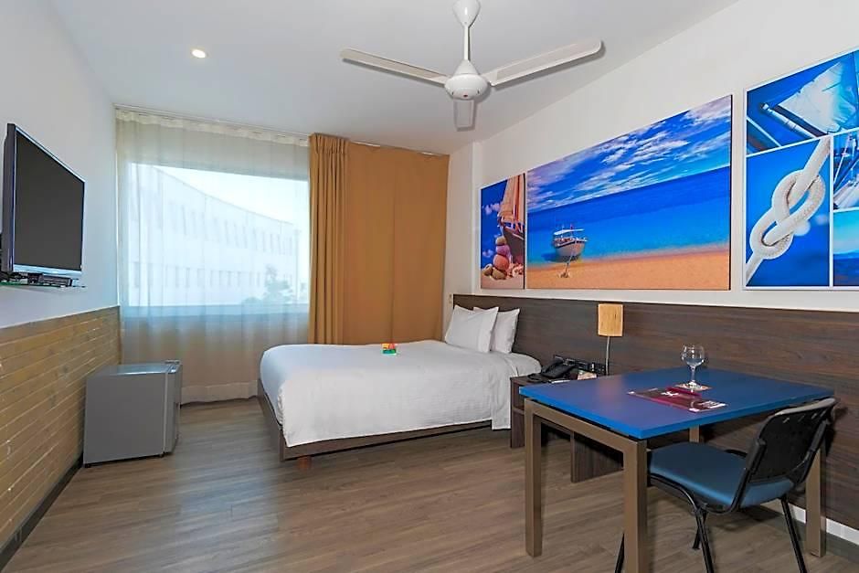 Pop Art Clc Puerto Mamonal Hotel 4*
