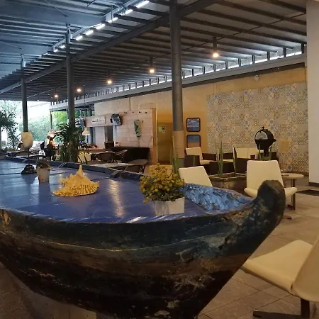 Pop Art Clc Puerto Mamonal Hotel