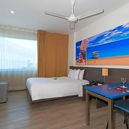 Pop Art Clc Puerto Mamonal Hotel 4*
