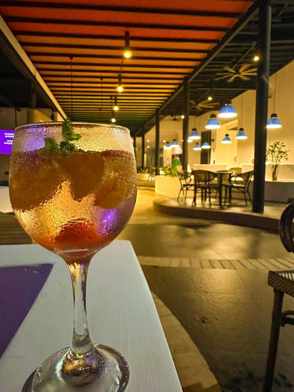 Pop Art Clc Puerto Mamonal Hotel